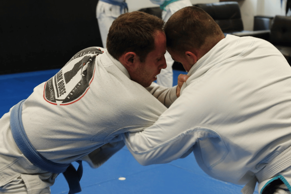 Brazilian Jiu Jitsu Looks to Break Out to MMA Levels